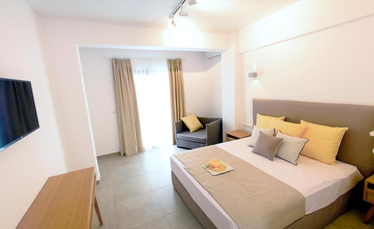 Stavros Beach Hotel Luaran gambar