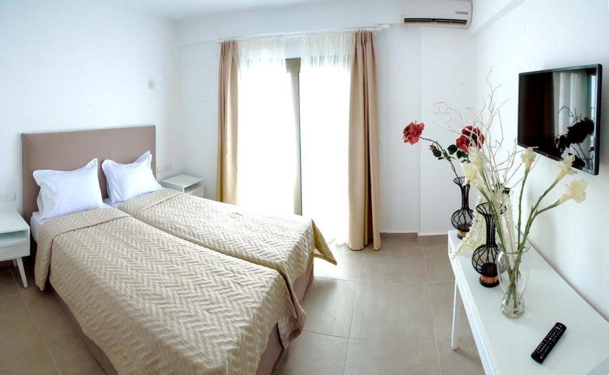 Stavros Beach Hotel Luaran gambar