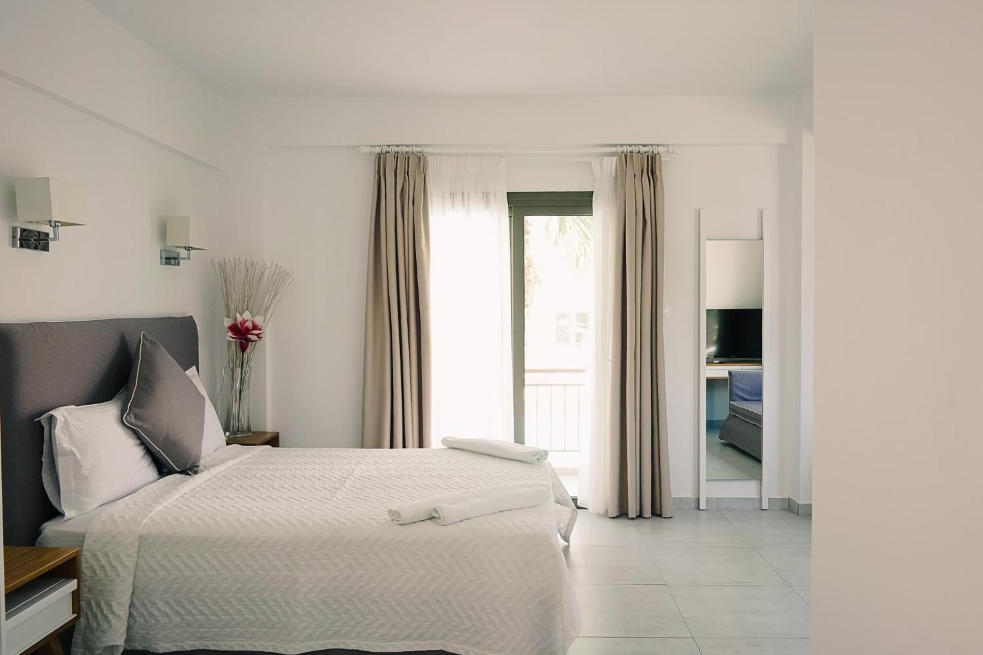 Stavros Beach Hotel Luaran gambar
